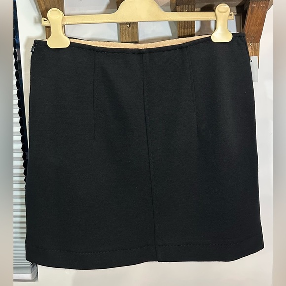 NWT Chloe Black Wool Knit Mini Skirt Gold Tone Button Detail FR 42 (US 10) - Picture 8 of 14